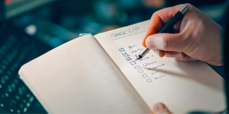 How to Build a Strong Business School Application